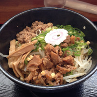 「まぜそば」@ラーメン与七 堅田店の写真