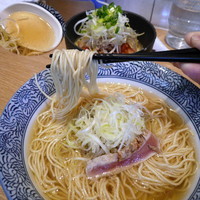 「Rising坂本sun 780円 + トマチーズ丼 200円」@麺屋 一燈の写真