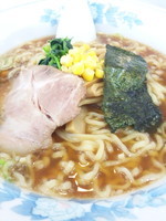 「醤油ラーメン￥５５０＋大盛￥１００」@万葉亭の写真