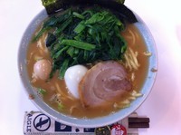 「ラーメン(麺硬め)+レンソウマシ+味玉」@壱六家 大森店の写真