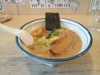 「コッテリらぁめん」@らぁ麺処さくらの写真