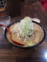 「辛味噌ラーメン（ヤサイ・ニンニク増）」@麺処 花田 池袋店の写真
