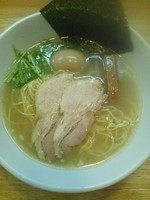 「無化調　塩らーめん（味玉入り）」@らーめん 空王士の写真