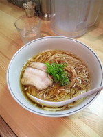 「醤油ラーメン」@麺屋 彩香の写真