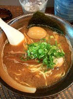 「味玉らーめん800円」@らーめん 瞠 恵比寿店の写真