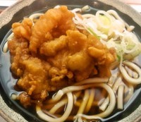 「唐揚げ１個入りうどん(360円)」@弥生軒 8号店の写真