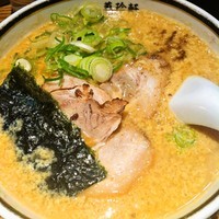 「玉子とじらーめん」@萬珍軒の写真