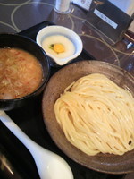 「月見とろろつけ麺」@三ツ矢堂製麺 中目黒本店の写真