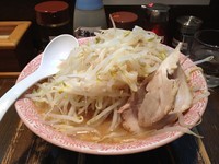 「ラーメン（大盛り、野菜中盛、脂増し、ニンニク少し）」@つけめん らーめん 荒海の写真