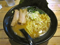 「横浜とんこつラーメン」@梨の花の写真