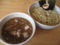 「徳つけ　大盛＋こま切れチャーシュー」@煮干そば とみ田の写真