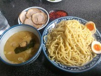 「チャーシューつけ麺大盛り+味玉+エビ辛味」@縁者の写真