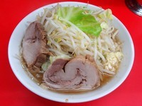 「ラーメン（650円）ニンニク」@ラーメン二郎 松戸駅前店の写真