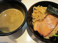 「【ＧＷ限定】ＰｏｋｅｒＦａｃｅ（カレーつけ麺）＋中盛　800」@麺 GLITTERの写真