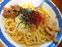 「油そば￥６５０＋中盛￥０」@常勝軒 伊勢崎総本店の写真