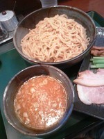 「鶏濃厚つけ麺（２玉）７００円」@麺処直久 水道橋店の写真