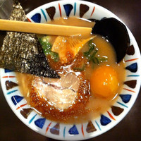 「七志味玉らーめん」@七志 とんこつ編 向ヶ丘遊園店の写真