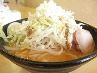 「野菜豚そばみそ＋ニンニク・タマネギ　「650円＋無料」」@中華そば 秀の写真