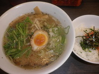 「Aランチ（香味徳ラーメン＋明太子ご飯）７００円」@牛骨ラーメン 香味徳の写真