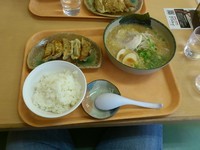 「にんたま味噌ラーメン餃子、小ライスセット」@ゆにろーず つくば店の写真
