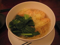 「ぷりぷり海老ワンタンそば:1200円」@過門香 上野バンブーガーデン店の写真