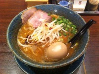 「みそラーメン（750円）＋とろり半熟味たまご（クーポン）」@ラーメン札幌一粒庵の写真