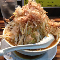 「ラーメン（全マシ）」@ラーメン・つけ麺 笑福 大阪西中島店の写真