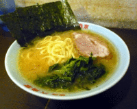 「ラーメン（６５０円）」@横浜 六角家 御徒町店の写真