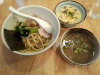 「【気まぐれ】豚ドロつけ麺＋鶏チーズごはん」@麺や 福一の写真
