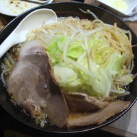 「麓郷らーめん」@創作麺料理 竹麓輔工房 神田店の写真