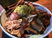 「【夜限定】茶ぶらそば700円＋サービスチャーシュー 100円」@麺味庵 和（NAGOMI）の写真