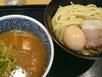 「特製鶏白湯 煮干しつけ麺（中盛）」@らーめん 稲垣の写真