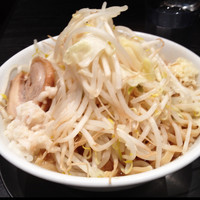 「ラーメン（中） ¥800」@ジャンクガレッジ 東京ラーメンストリートの写真