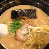 「げんこつ麺（680円）」@麺創房 無敵家の写真