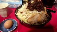 「やみつき特製汁なし坦々麺＋豚＋チーズ＋ライス」@麺や 唯桜の写真