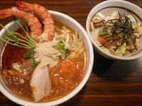 「辛辛海老らーめん（辛さ普通）＋豚ごはん（ピリ辛オニオン味）」@麺処 井の庄の写真