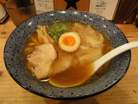 「鶏醤油らーめん（細麺）」@麺屋 きょうすけ 今里店の写真