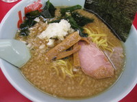 「【期間限定】プレミアム醤油とんこつ￥730」@ラーメン山岡家 足利店の写真