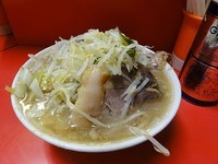 「小ラーメン　600円　ニンニクアブラ」@ラーメン二郎 三田本店の写真