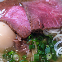 「特製塩ラーメン+大盛り+サラダチャーシューご飯」@牛骨らぁ麺 マタドール 本店の写真