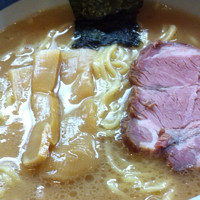 「醤油ラーメン+大盛り+日替わりご飯」@九段 斑鳩の写真