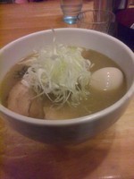 「鶏そば＋味玉」@麺処 慶の写真