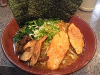 「小ラーメン（麺かため）600円」@熟成鶏醤油らーめん 上弦の月の写真