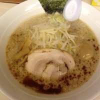 「らーめん(大) 600円」@ラーメン専科 めん吉の写真