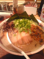 「SHIROMARU-BASE+海苔+キクラゲ+ネギ+辛子高菜」@一風堂 大森店の写真