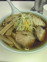 「野菜ラーメン+メンマ」@ラーメン 中本の写真