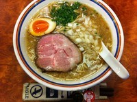 「背脂煮干そば※特別限定品」@らーめん 晴の写真