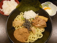 「油そば（並盛り）＋温泉玉子＋ライス」@台湾まぜそば・油そば専門 あびすけ 西新宿7丁目店の写真