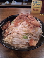 「スタ麺（野菜マシ・ニンニク少なめ）」@スタ麺 轟の写真