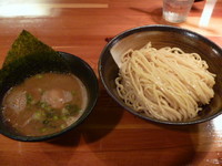「つけめん　こってり　（中盛）＋サービス味玉　７５０円」@瞠 池袋店の写真